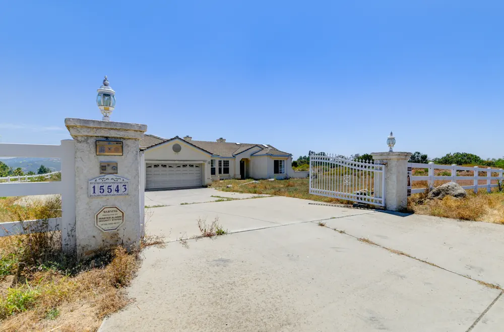 15543 Creek Hills Rd